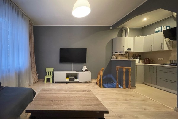 Продаж, 1 Кімната, Квартира, м. Львів